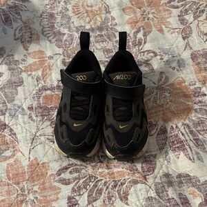 Nike Kids Black and Gold Sneakers